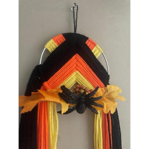 Halloween wreath spooky spider decor hanging wall door fall foliage cute little - Picture 1 of 2